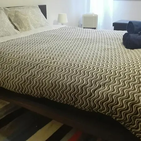 Anjos Apartment شقة *